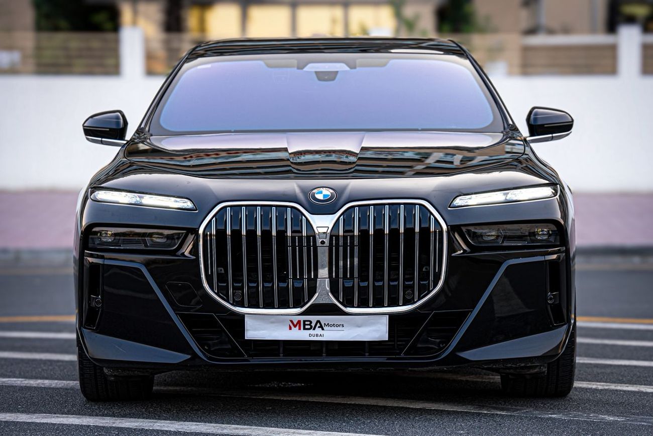 بي أم دبليو 740i