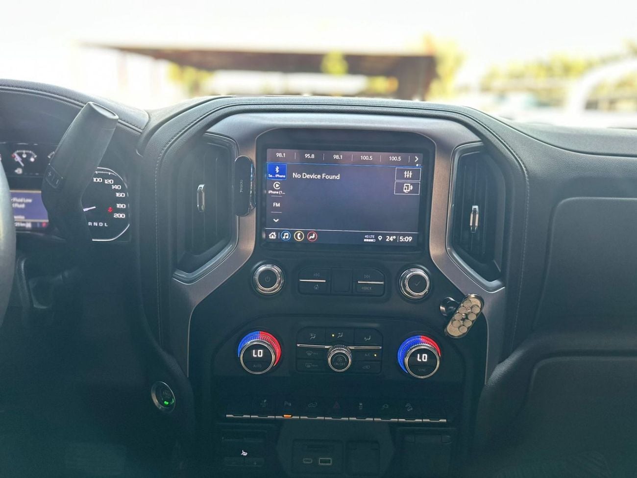 GMC Sierra 2.7T SLE Crew Cab (FWD)