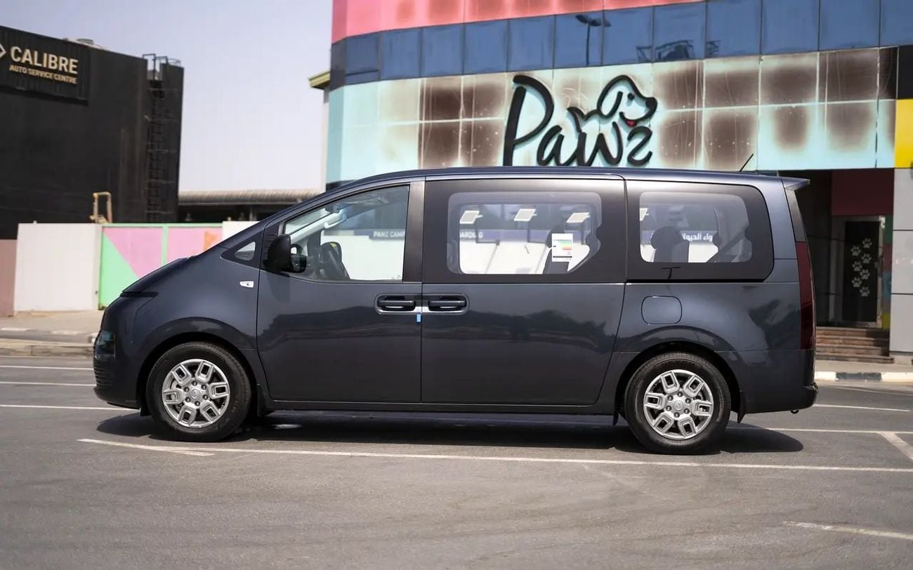 Hyundai Staria Comfort 3.5L (9 Seater)