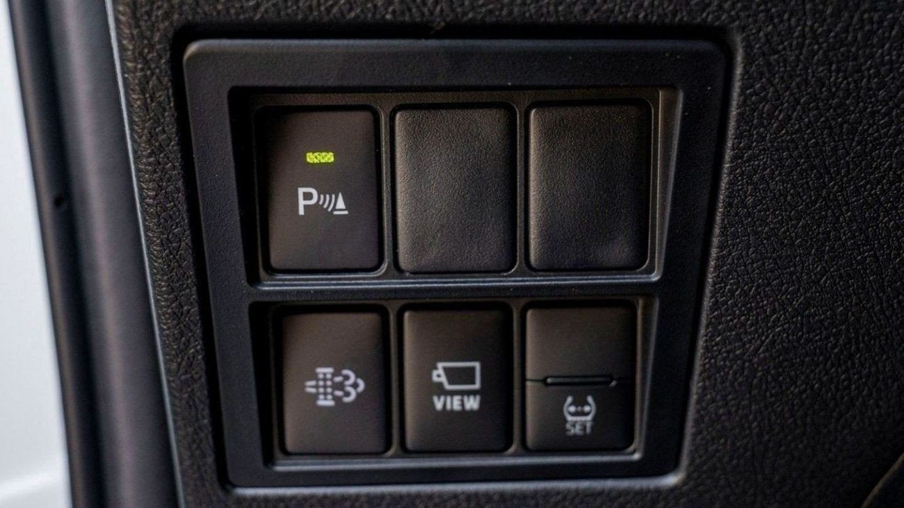 Toyota Hilux Toyota hilux adventure diesel 2.8L 2024 for export only