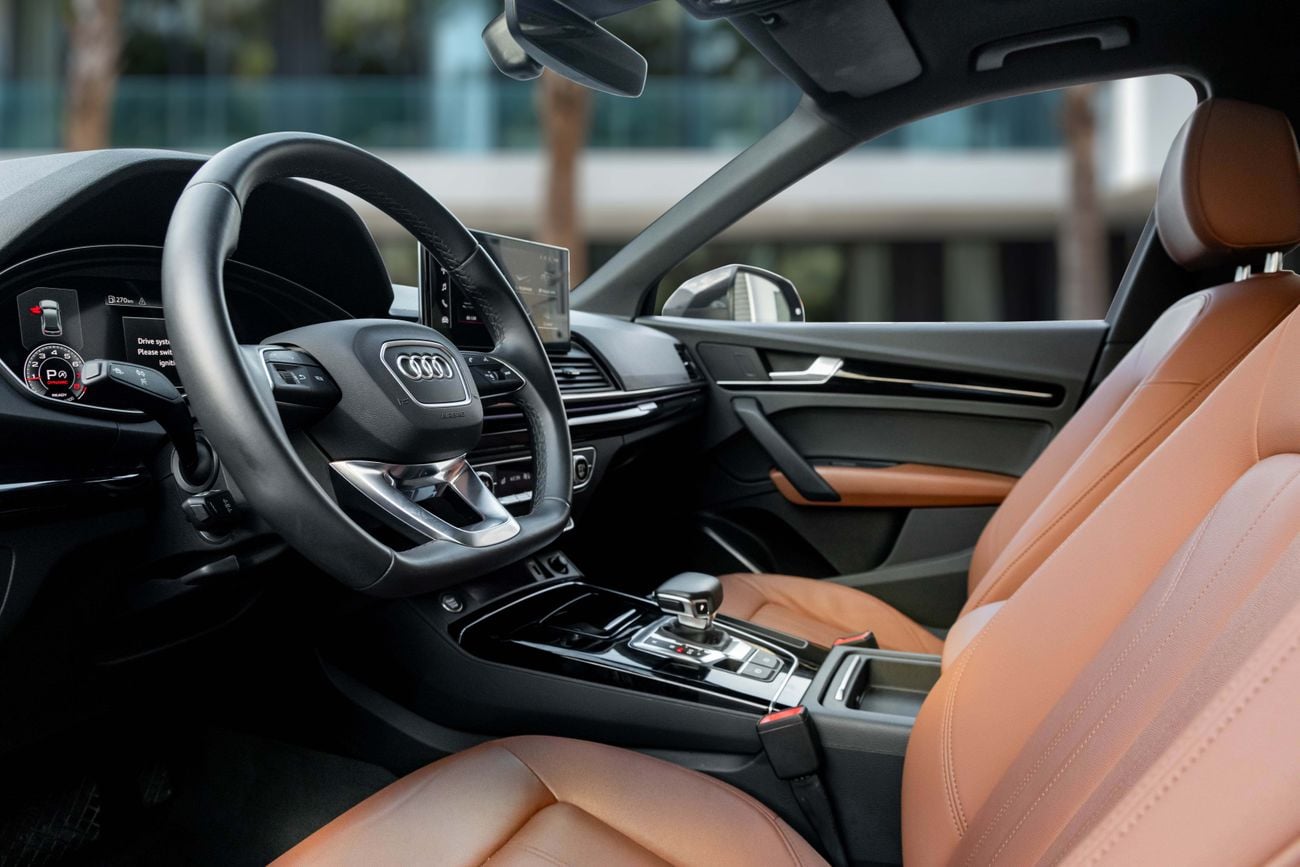 Audi Q5 45 TFSI S-LINE Q5 45 TFSI Quattro S-Line | 2,742 P.M | 0% Downpayment | AUDI WARRANTY 2027!