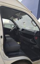 Toyota Hiace 2.5L V4 Diesel, Manual Gear, 15 Seats, Last 3 Units Ready Available, Export Only