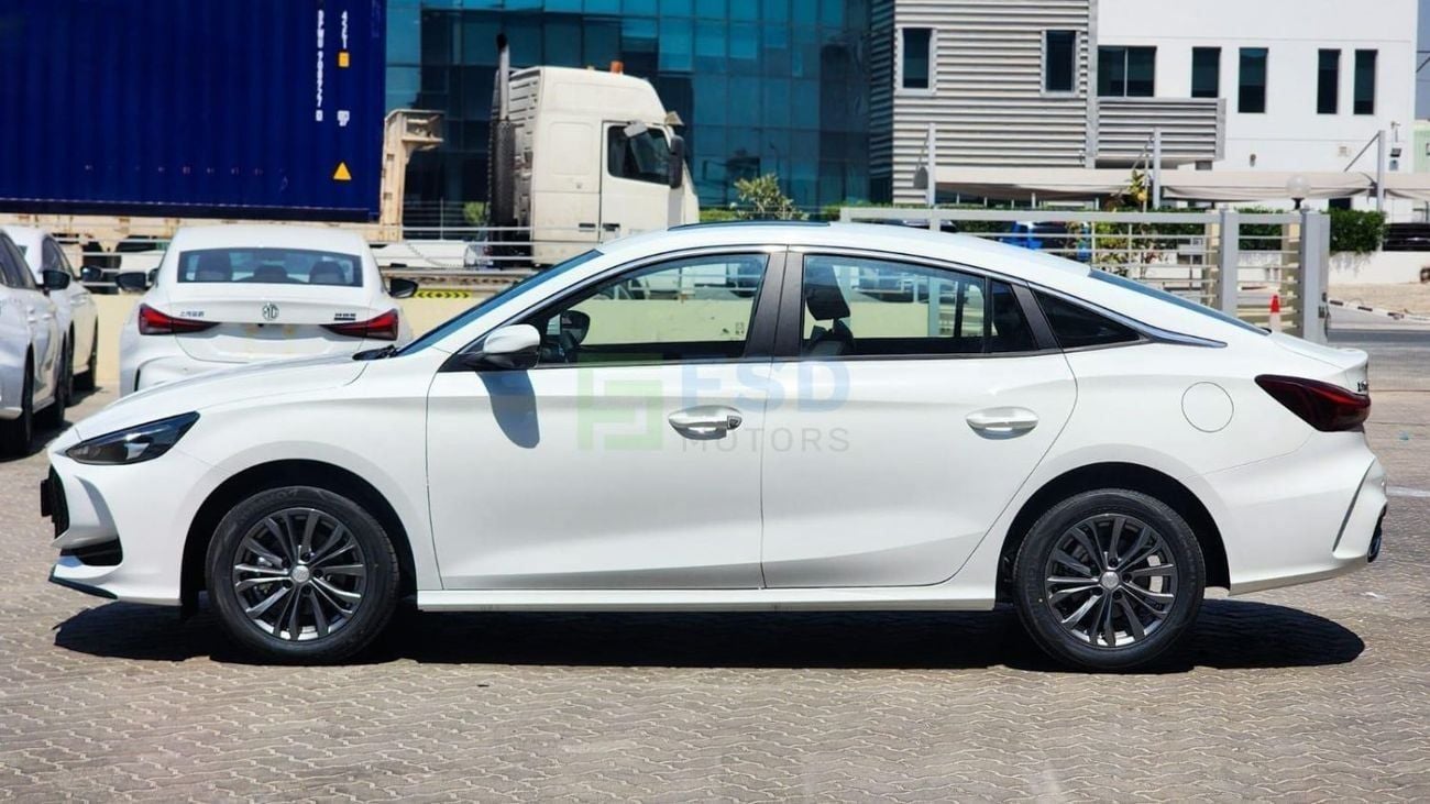 MG 5 MG5 1.5L 2WD 180DVVT Luxury MY-2025