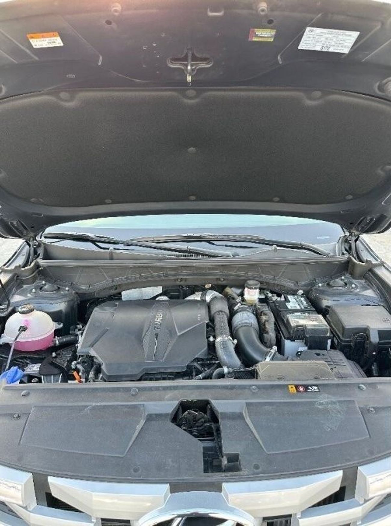 Hyundai Santa Cruz the car is in perfect condition, 2022 with an engine capacity of 2.5 turbocharged 4wd with a mileage