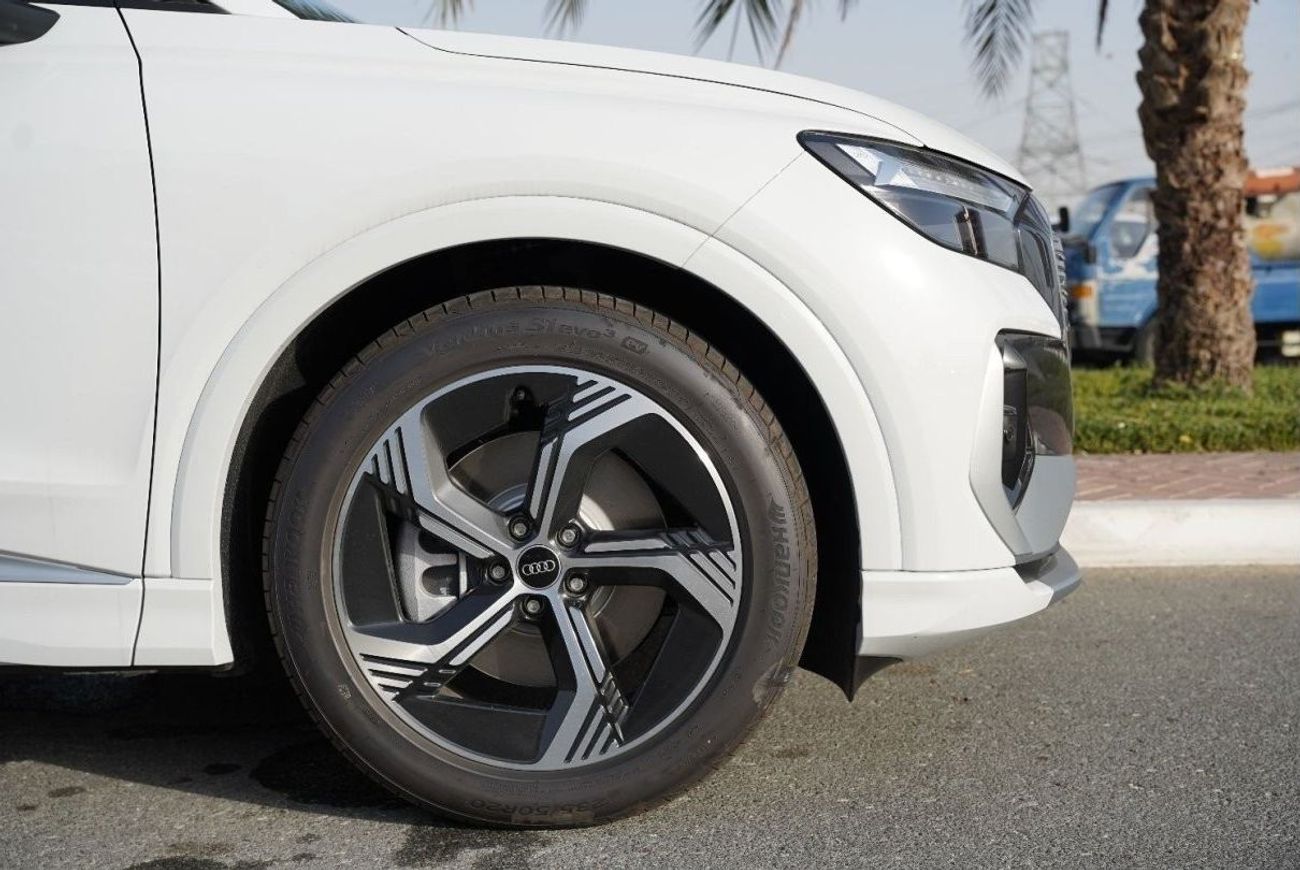 Audi Q4 2024 Audi Q4 40 e-tron SUV RWD 0Km