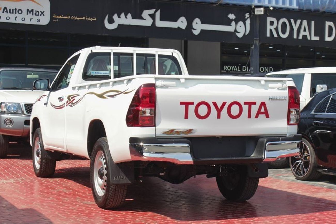 تويوتا هيلوكس GLX 2.7L Single Cab Utility 4WD M/T