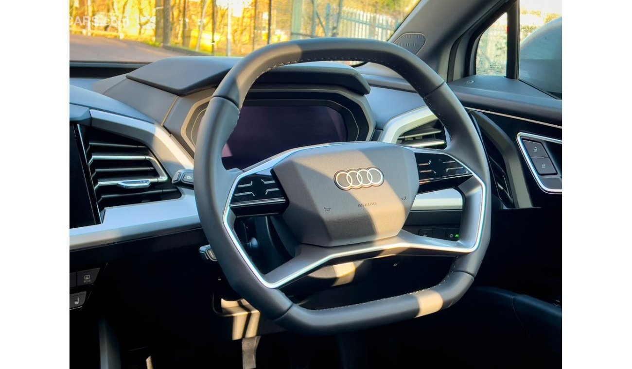 أودي اي-ترون Audi Q4 Right Hand Drive