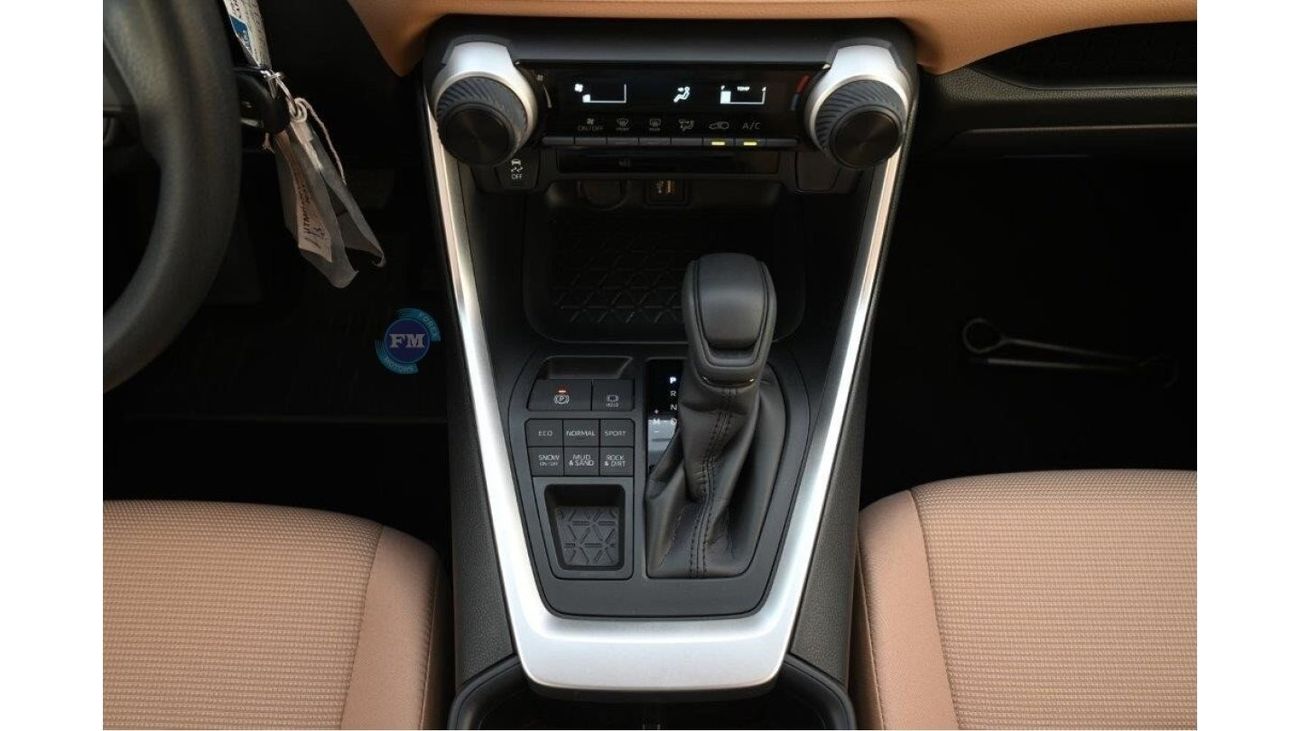 تويوتا راف ٤ LE