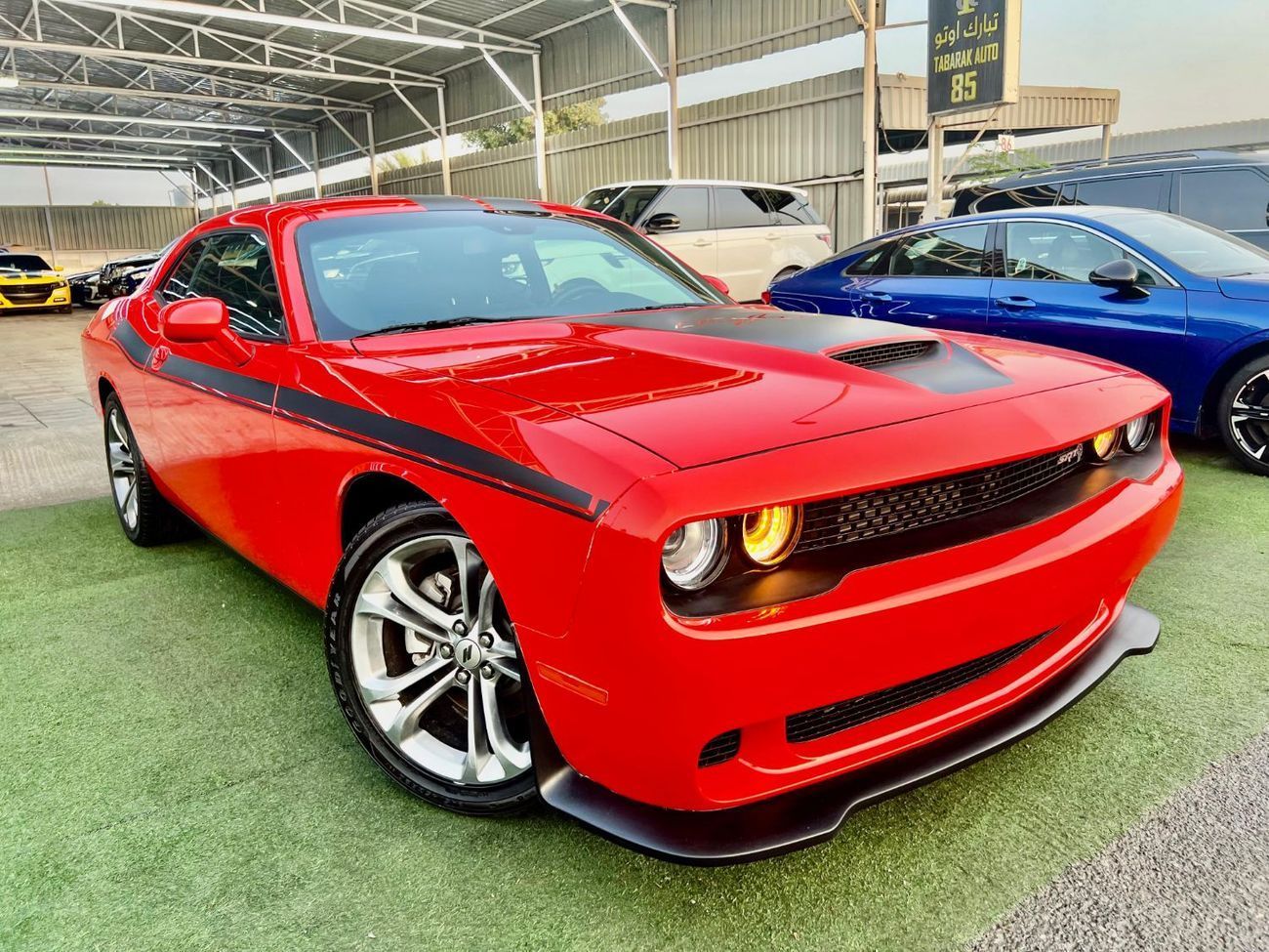 Dodge Challenger R/T Plus Shaker 5.7L (372 HP) warranty one year bank financie available