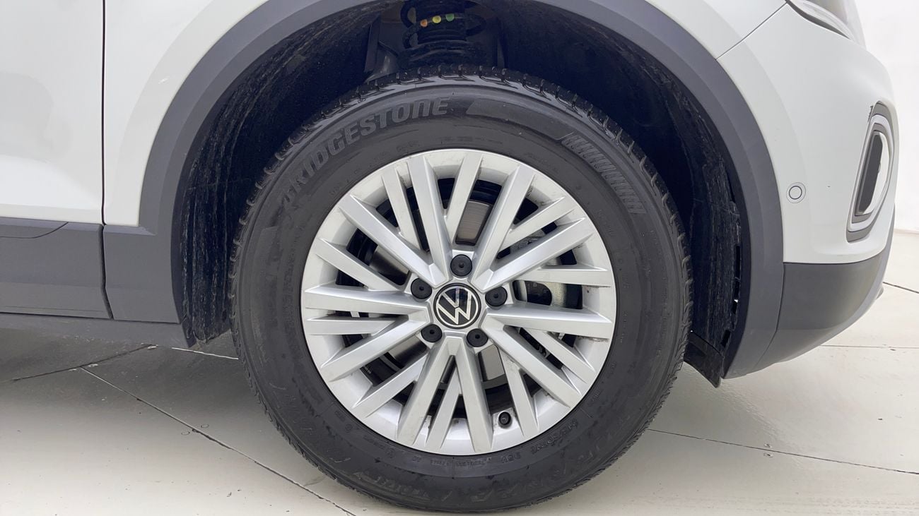 Volkswagen T-ROC 2025 LIFE + | AED 1045/Month | 0 DP | 30 Day Return | Warranty