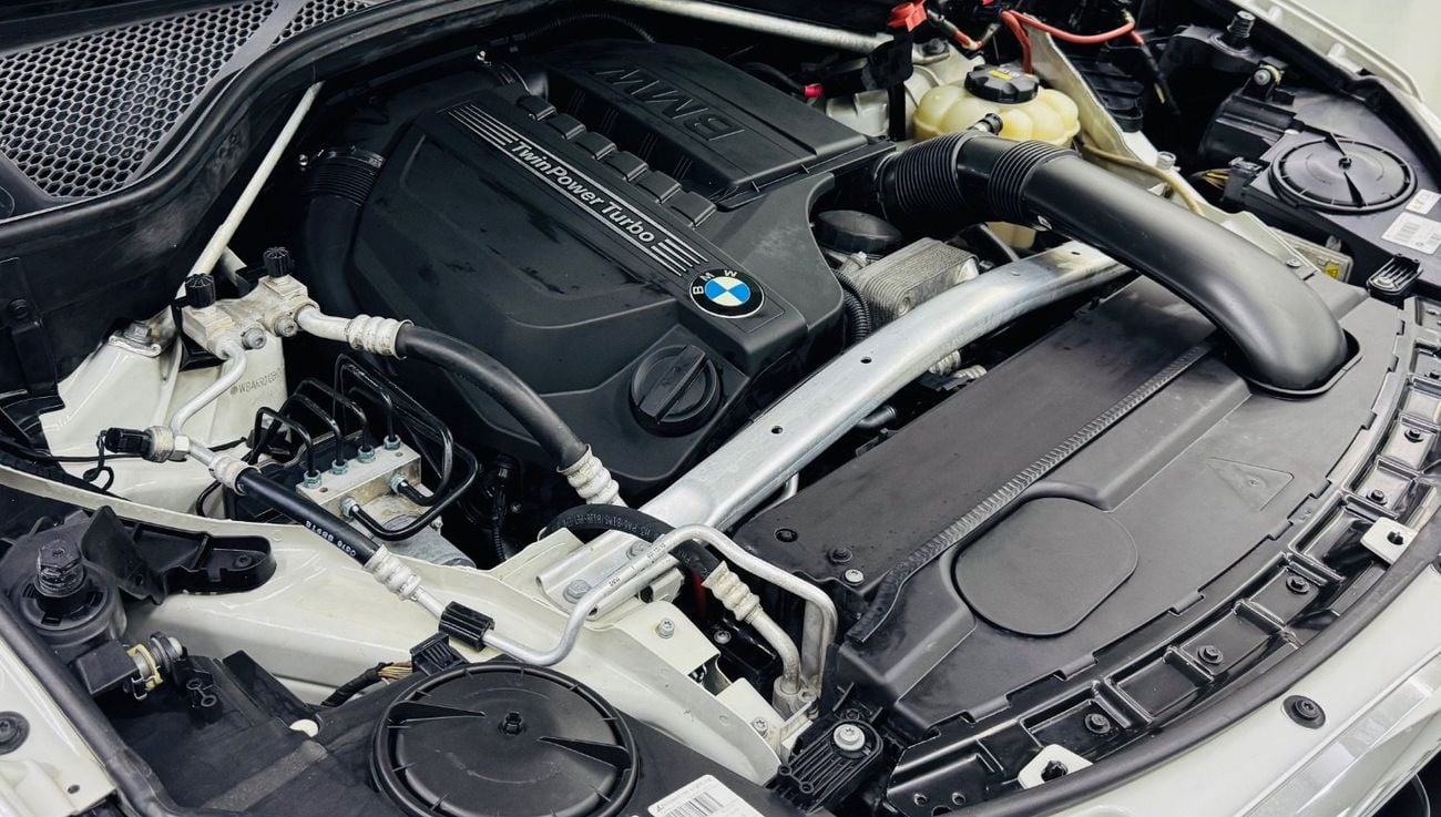 بي أم دبليو X5 35i Exclusive 3.0L (7 Seater)