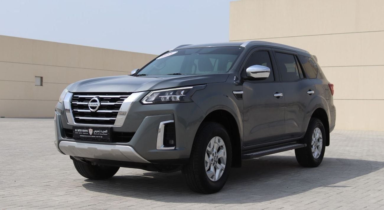 Nissan XTerra Titanium 2.5L 4WD 2022 NISSAN X-TERRA-TITANIUM GCC model in excellent condition without accidents -