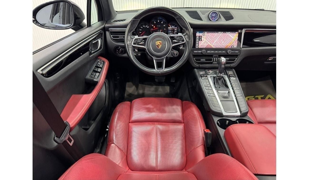 بورش ماكان 2021 Porsche Macan, Mar 2025 Porsche Warranty, Full Service History, GCC