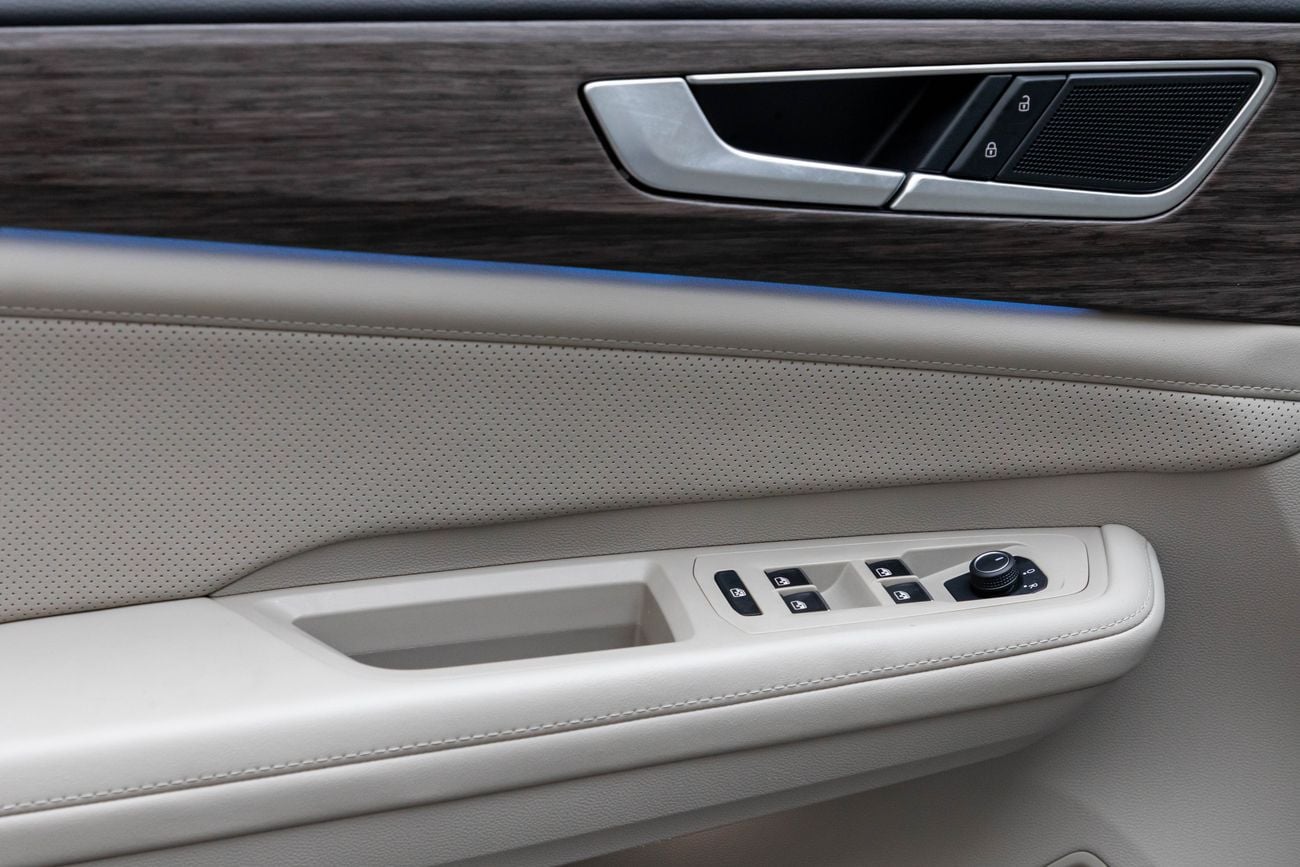 Volkswagen Teramont Teramont Comfortline | 2,977 P.M | 0% Downpayment | IMMACULATE!