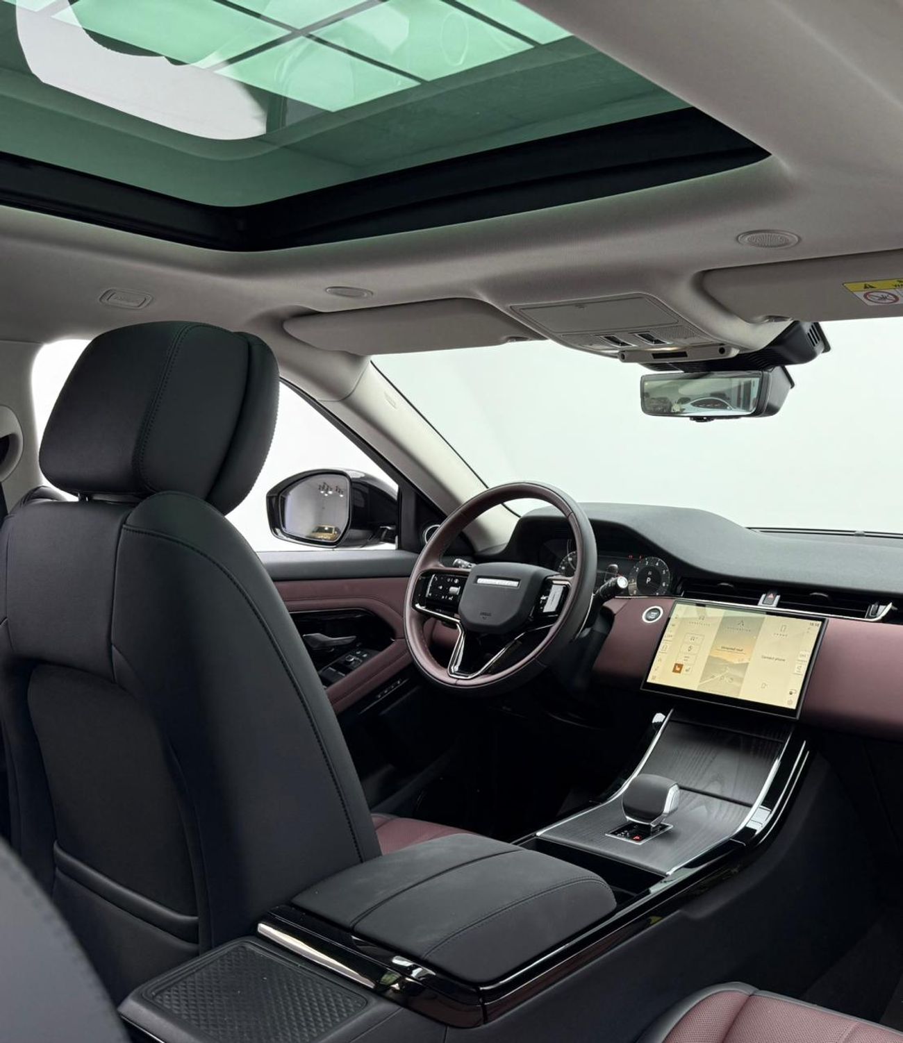 Land Rover Range Rover Evoque P250 SE 2.0L 2025 Range Rover Evoque Dynamic SE ,Warranty, Brand New, Excellent Conditi