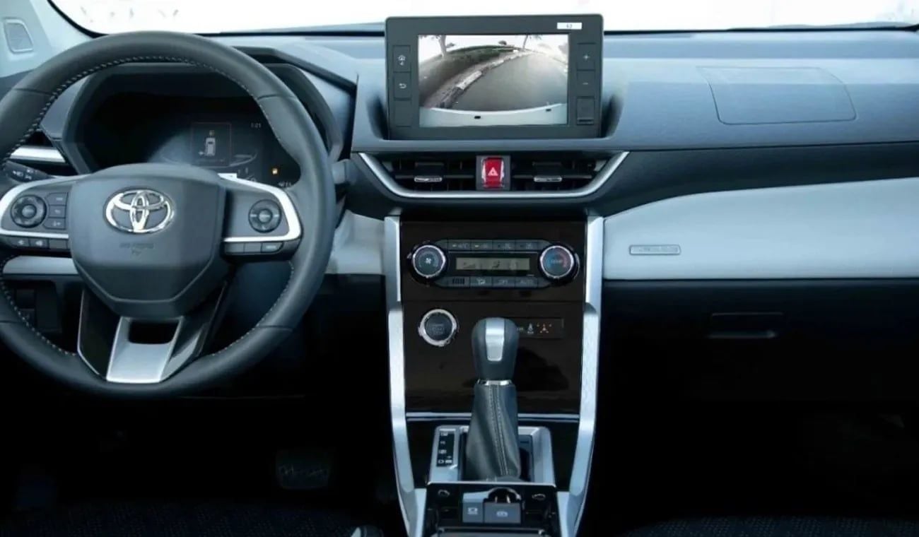 Toyota Veloz 1.5L FULL OPTION