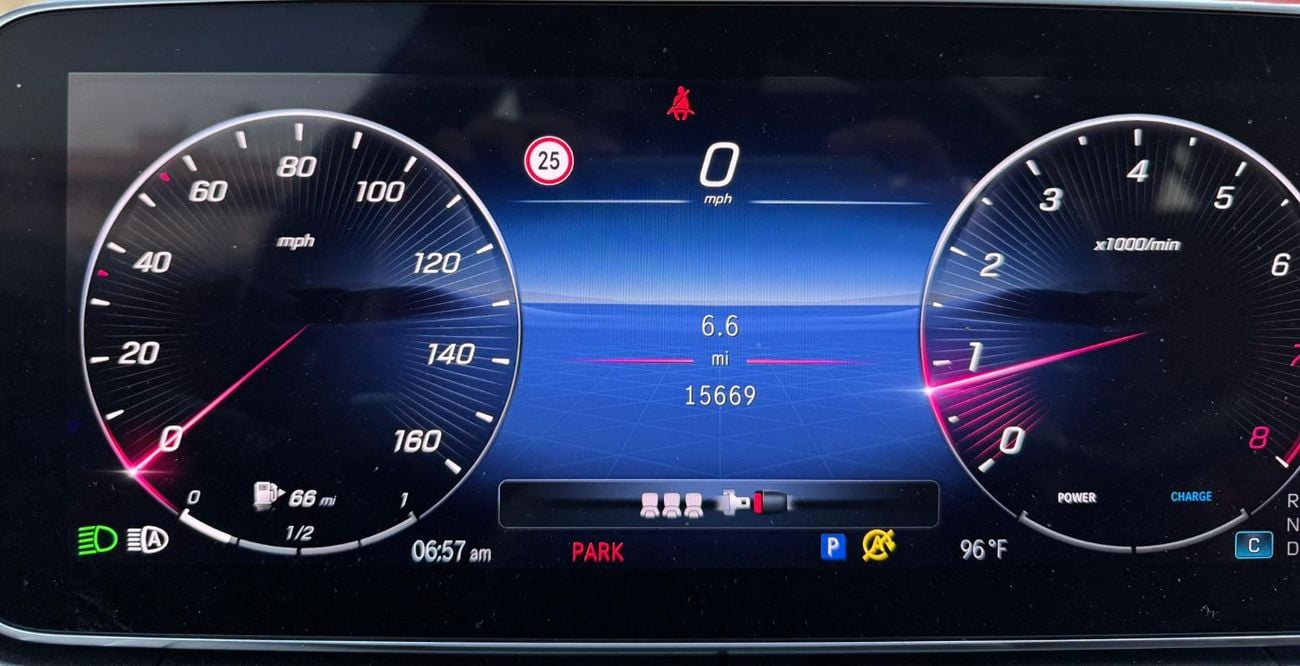 Mercedes Benz C300 STANDARD