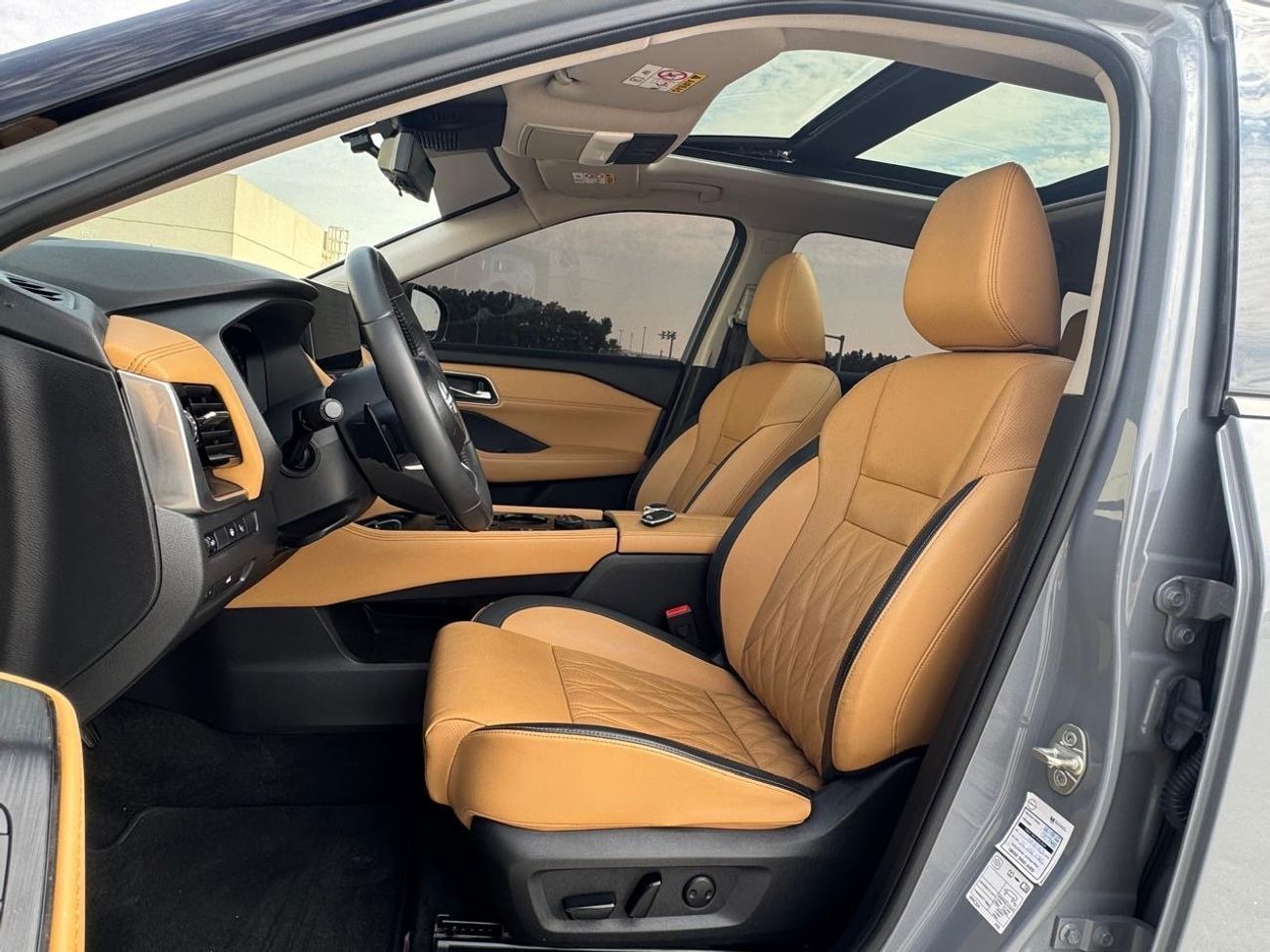 نيسان إكس تريل 2023X-TRAIL SL 2.5L GCC Full Options 7 seats