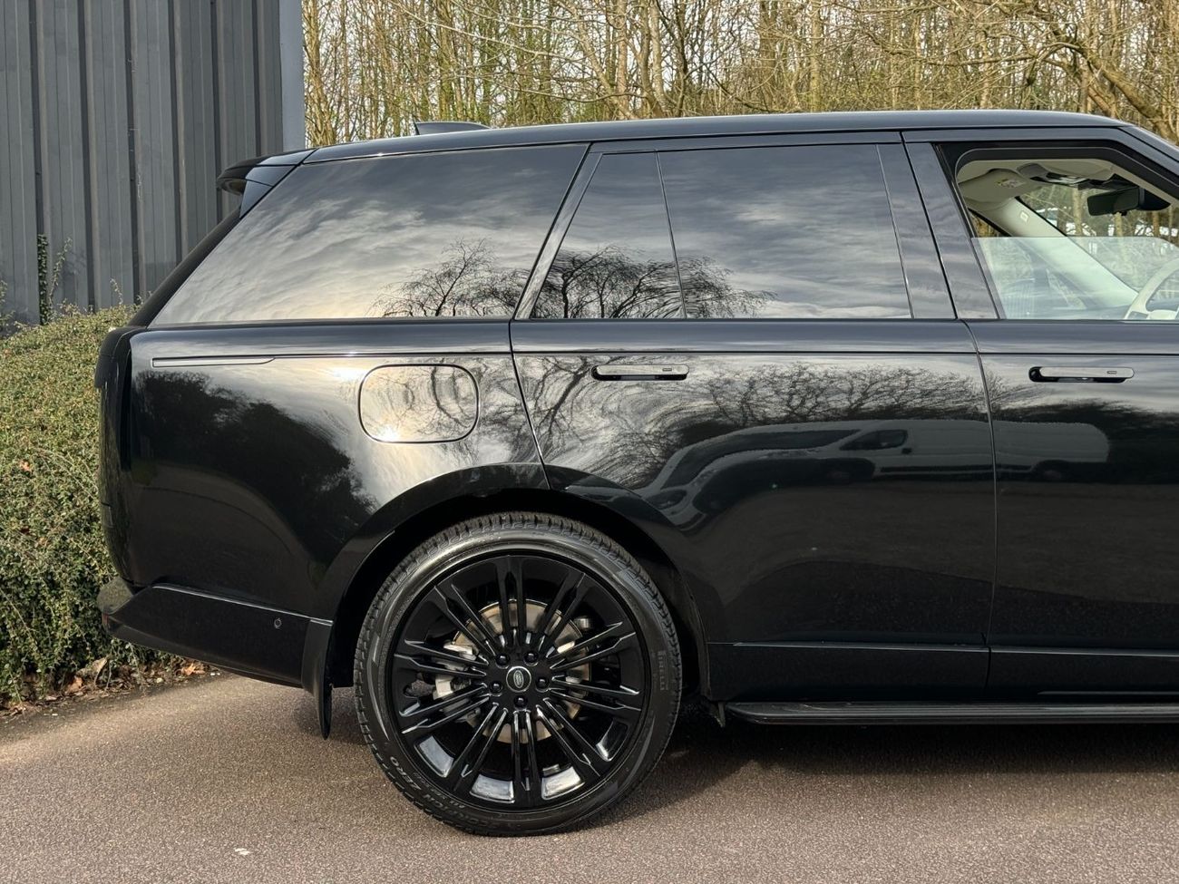 Land Rover Range Rover Range Rover HSE D300 SWB RIGHT HAND DRIVE