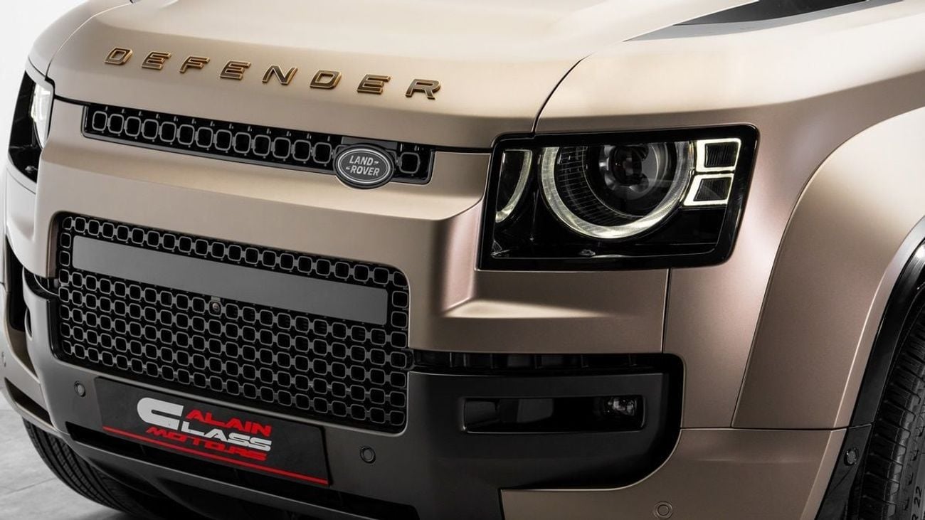 لاند روفر ديفندر OCTA - 2025 - Euro Specs - Under Warranty