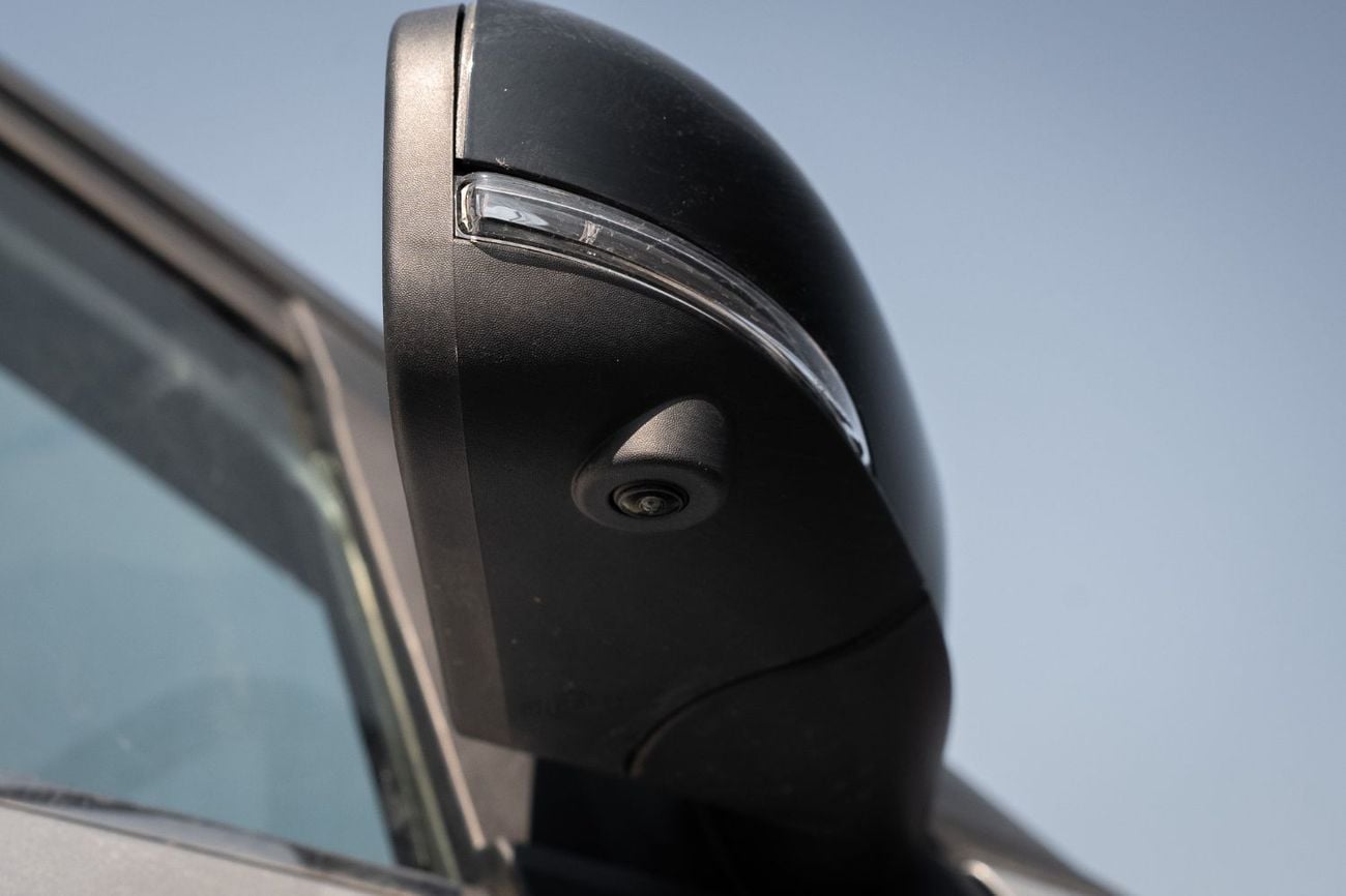 نيسان ماغنيت SL