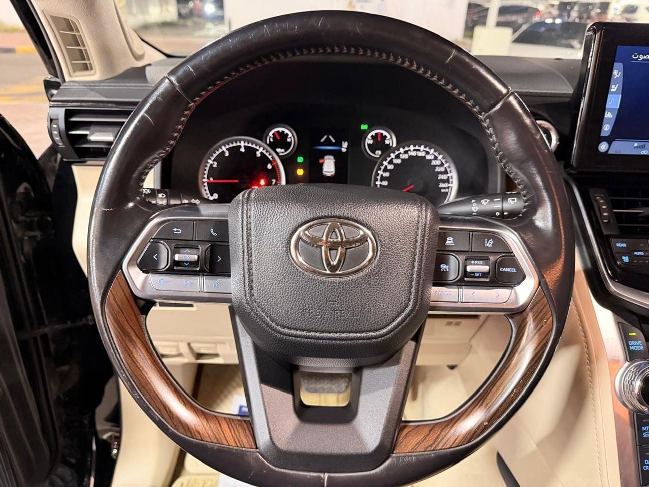 Toyota Land Cruiser GXR 3.5L
