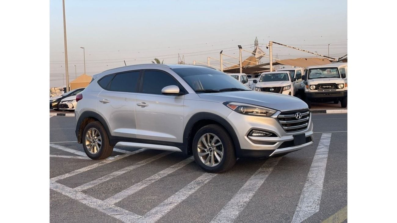 Hyundai Tucson 2016 Hyundai Tucson 2.0L V4 - GDi 4x4 AWD - Electric Seat and Rear CAM -