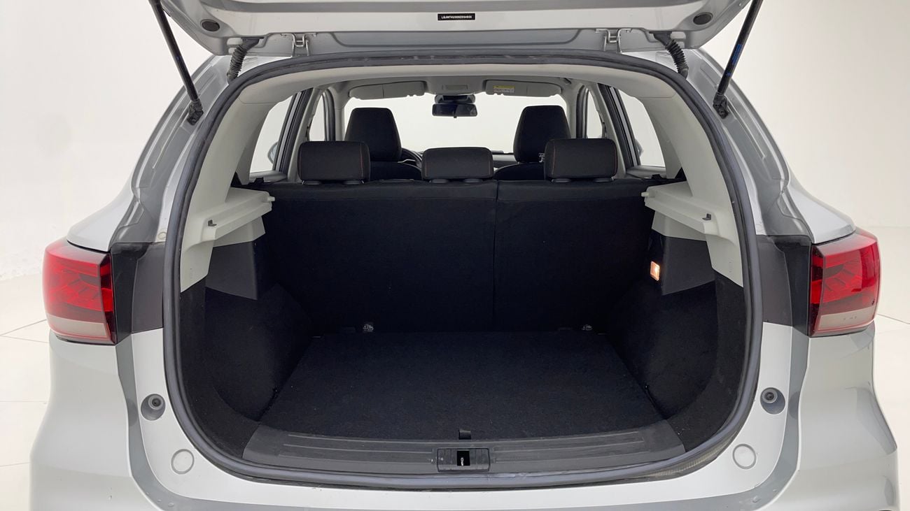 أم جي ZS STD 1.5 | بدون دفعة مقدمة | اختبار قيادة مجاني للمنزل