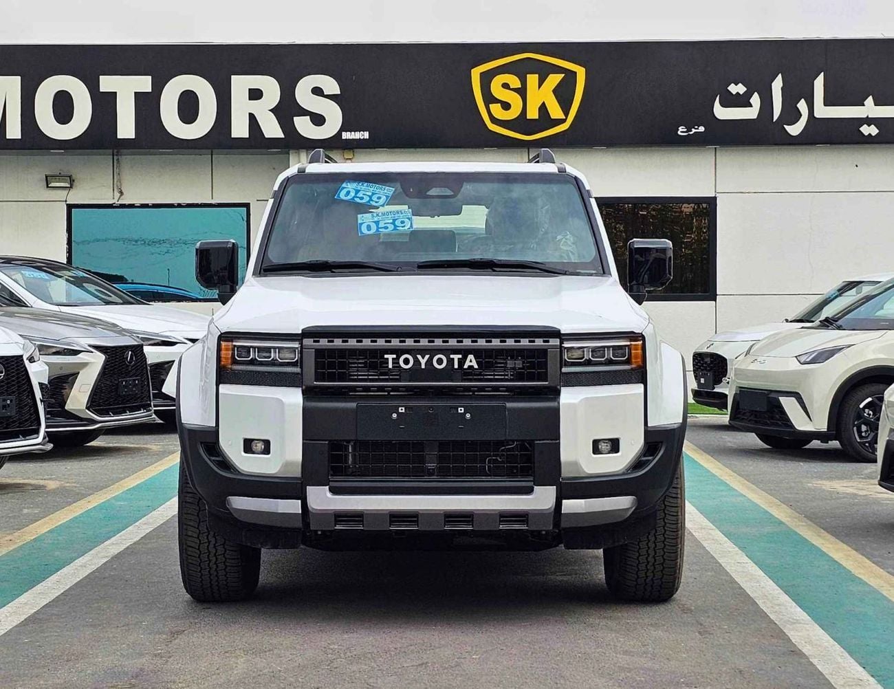 تويوتا برادو ADVENTURE TURBO / 2.4L V4 PETROL / RADAR / HEADUP DISPLAY / 360* CAMERA WITH PWR SEATS / (CODE#PPADV