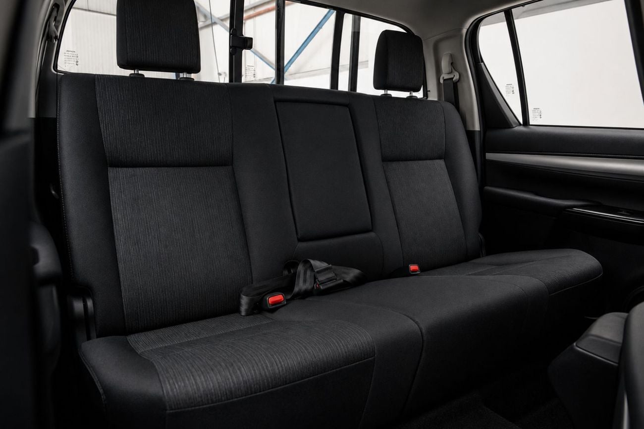 Toyota Hilux 4X2 2.7L - Attitude Black Inside Black | Export Only