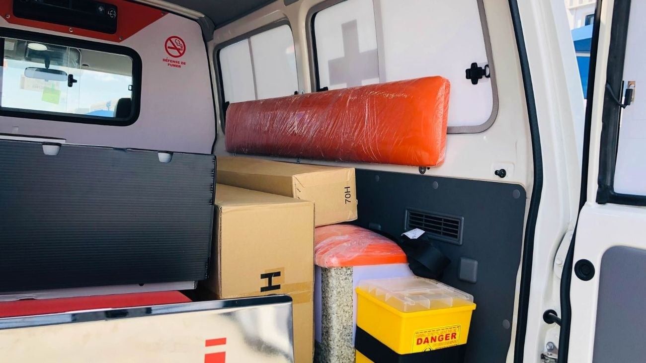 Toyota Land Cruiser 70 78 Ambulance Conversion [Type 1 & 2]