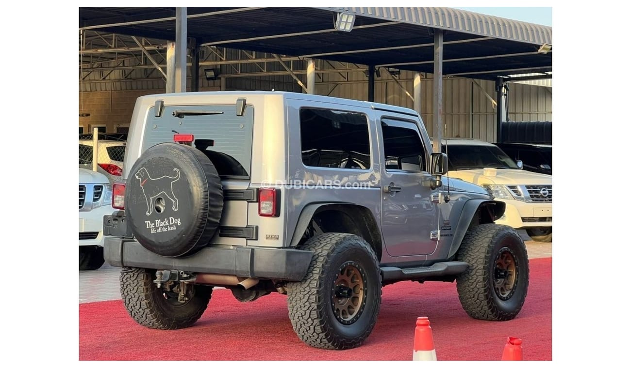 جيب رانجلر جيب رانجلر سبورت موديل : 2013 الممشي : 135,000 كم السعر : 49.000 درهم  قير عادي V6/3.6L  مواصفات خلي