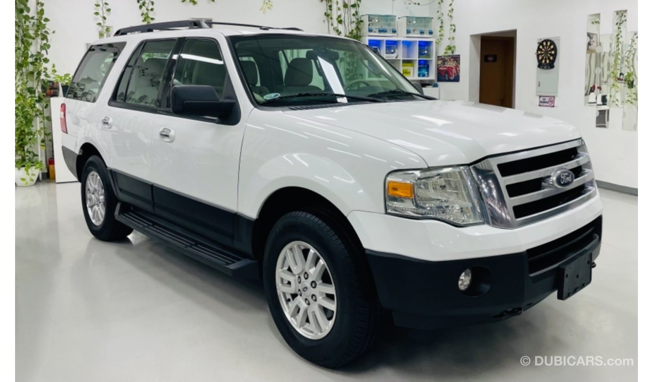 Ford Expedition GCC .. V8 .. Original Paint .. XLT .. Perfect Condition