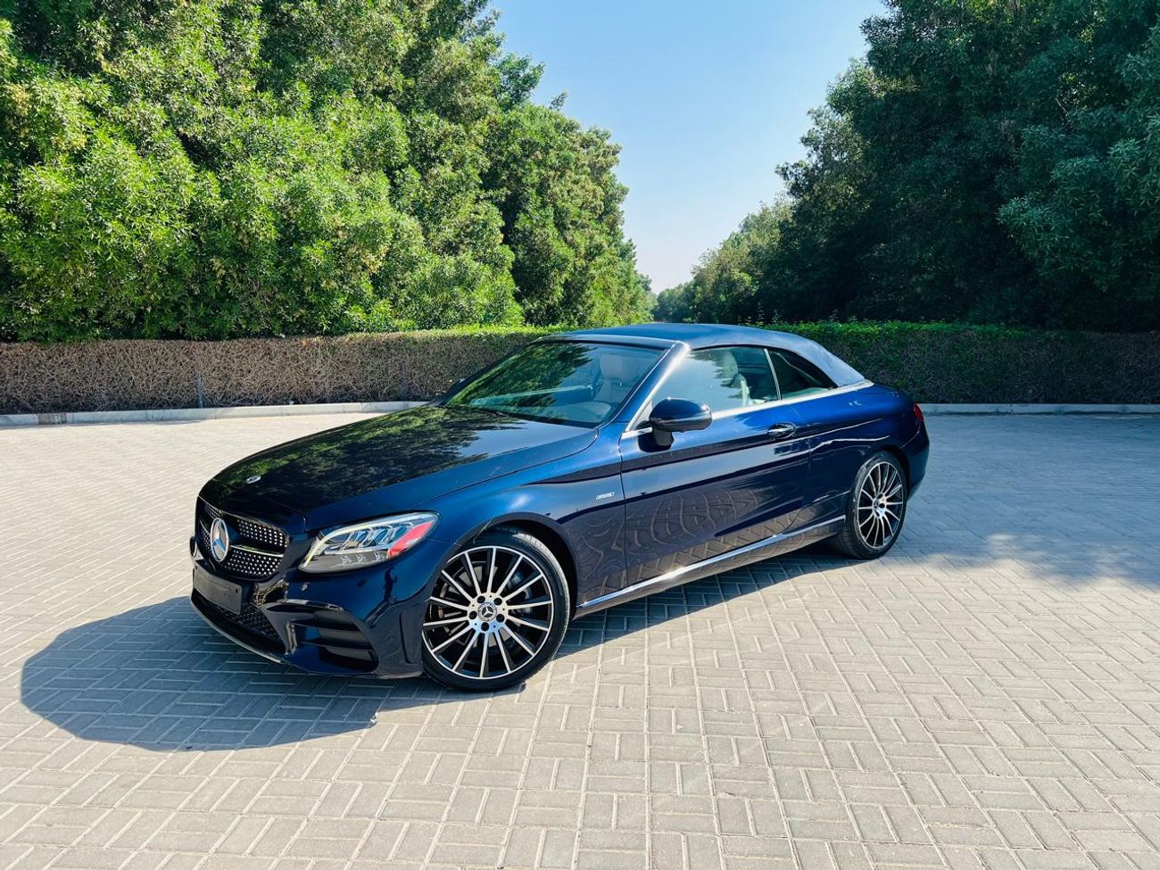 مرسيدس بنز C 300 كوبيه CONVERTIBLE