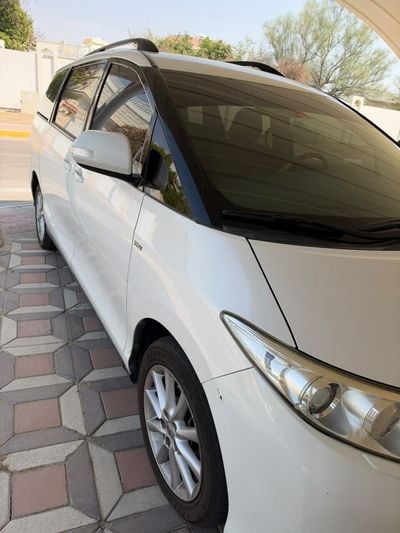 Toyota Previa SE