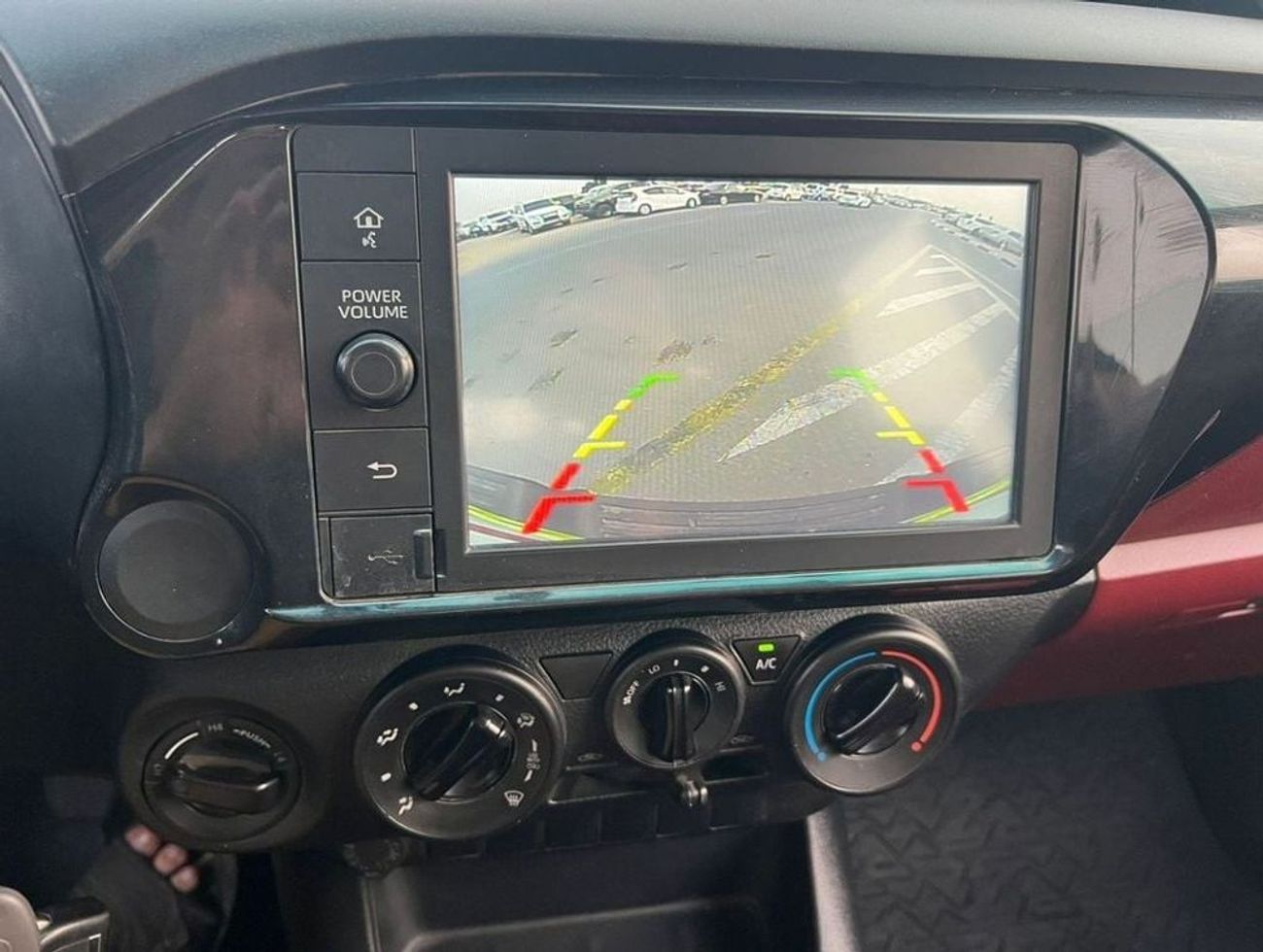 Toyota Hilux 2021 TOYOTA HILUX 2.4L V4 *DIESEL* MANUAL TRANSMISSION  +  POWER WINDOW + 4X4  + Rear Camera - DOUBL