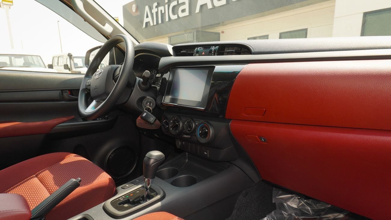 Toyota Hilux 2.7L PETROL 4WD A/T BASIC 2025