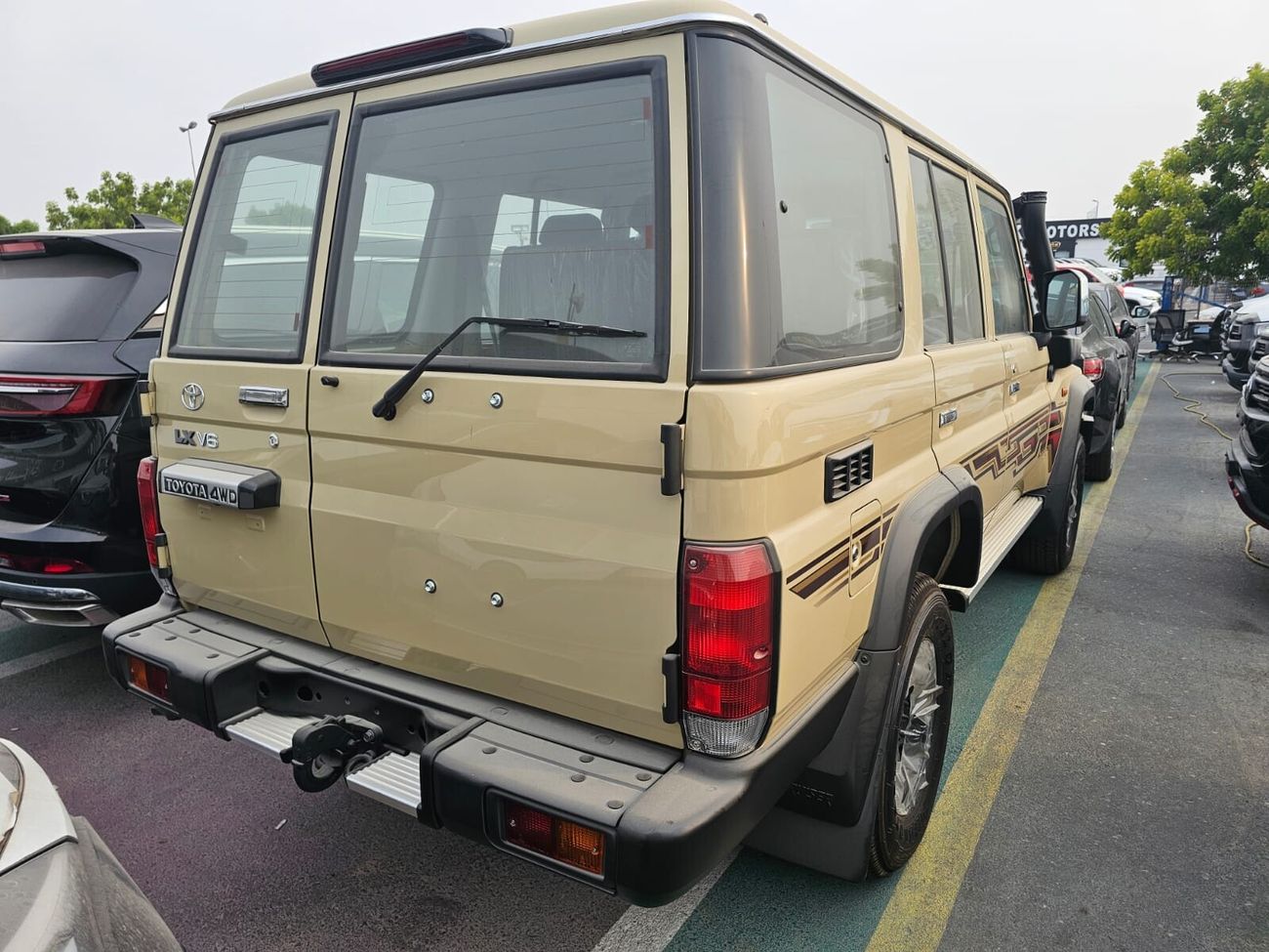 Toyota Land Cruiser 70 4.0L PETROL V6, WOOD,STEERING / WINCH SNORKEL,HIGH OPTION