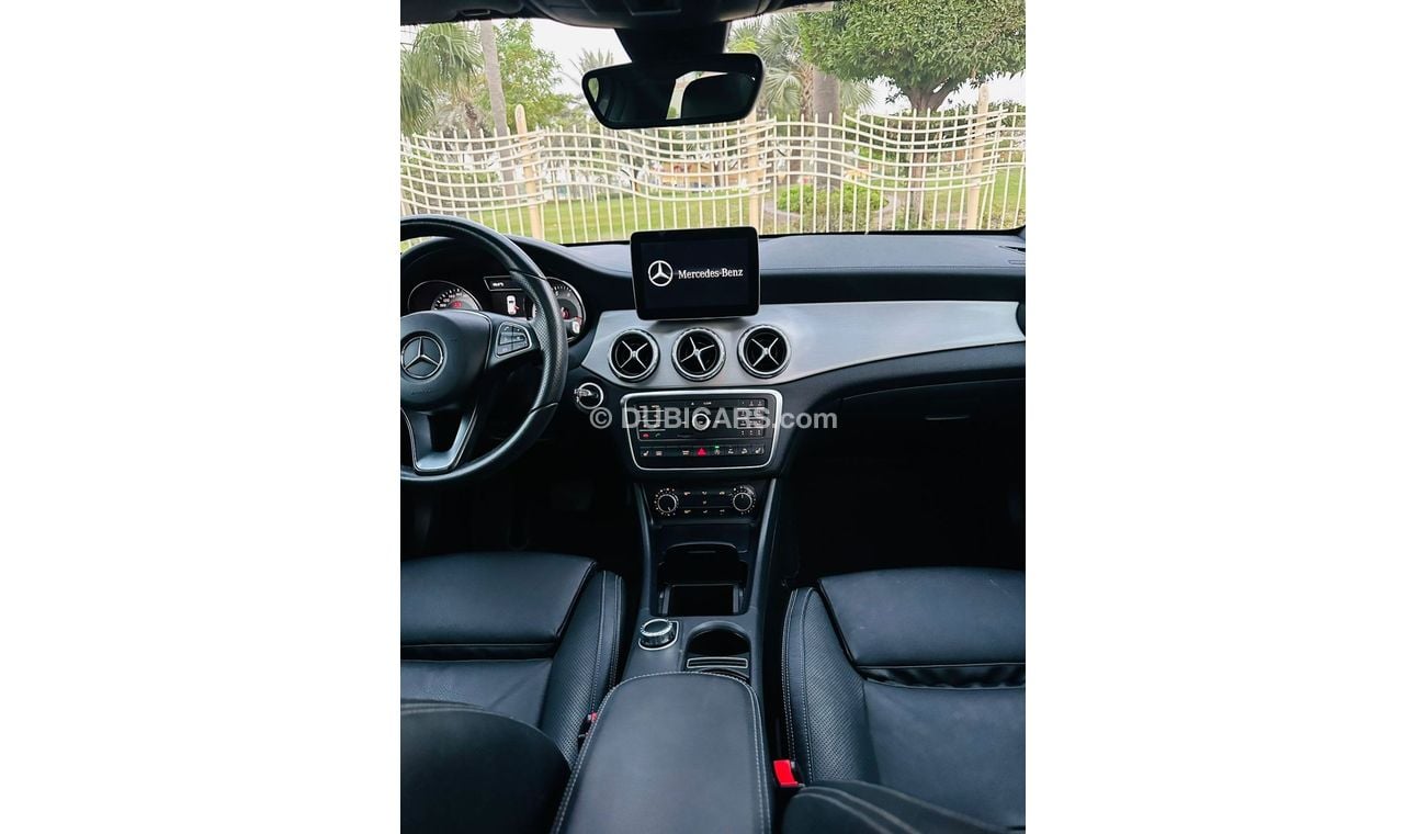 Mercedes-Benz GLA 250 Std 1390 PM || GLA 250 2.0L || FULL AGENCY MAINTAINED ||GCC || PRISTINE CONDITION