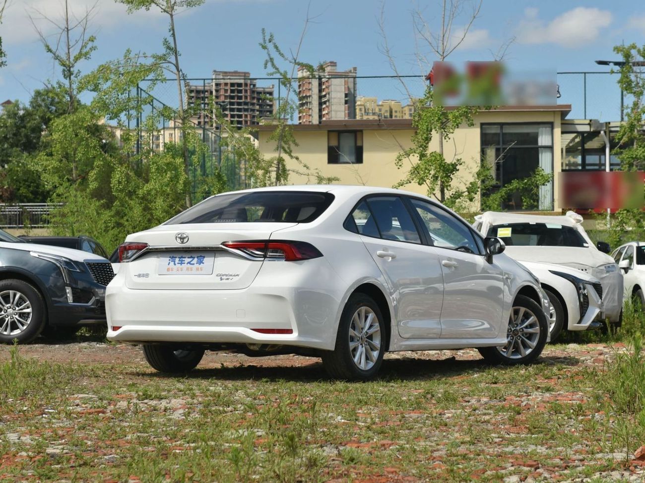 تويوتا كورولا GLI HEV 1.8L