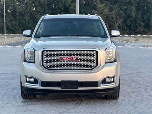 GMC Yukon Denali 6.2L (8 Seater)