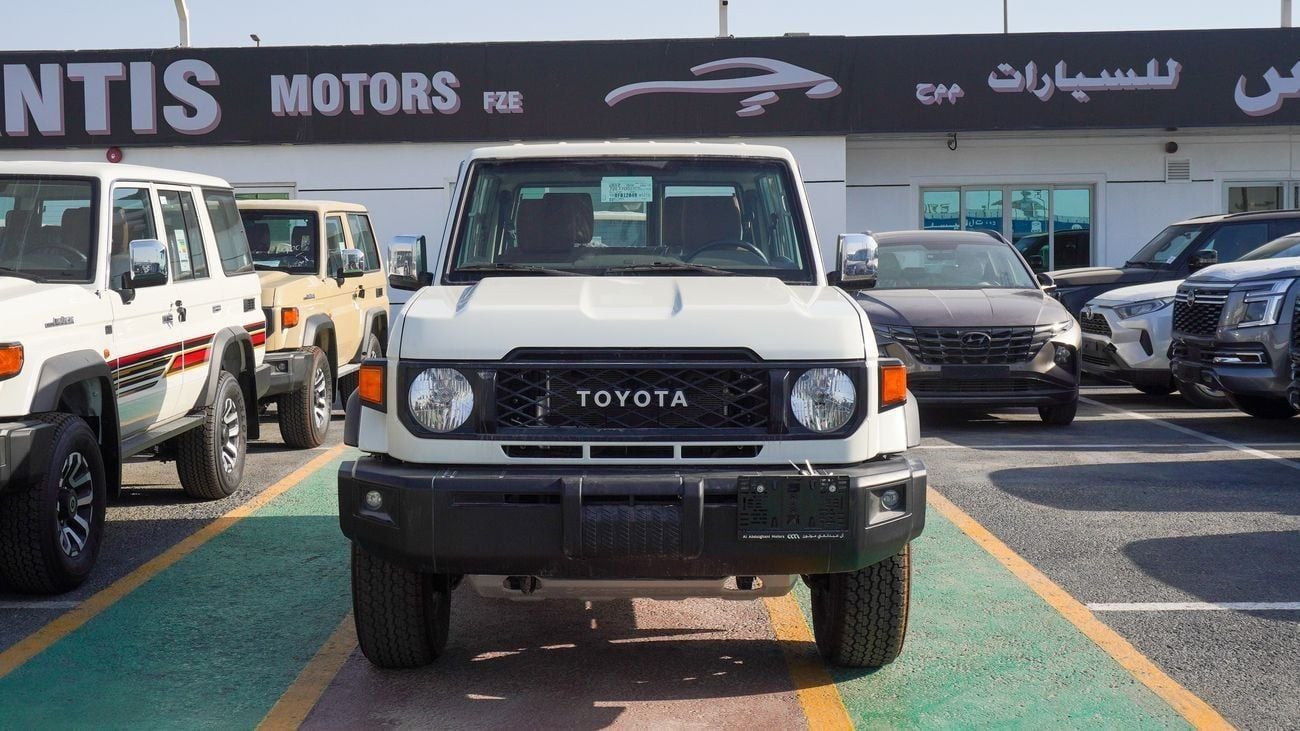 Toyota Land Cruiser 70 HT VXR LX 4.0L V6 A/T