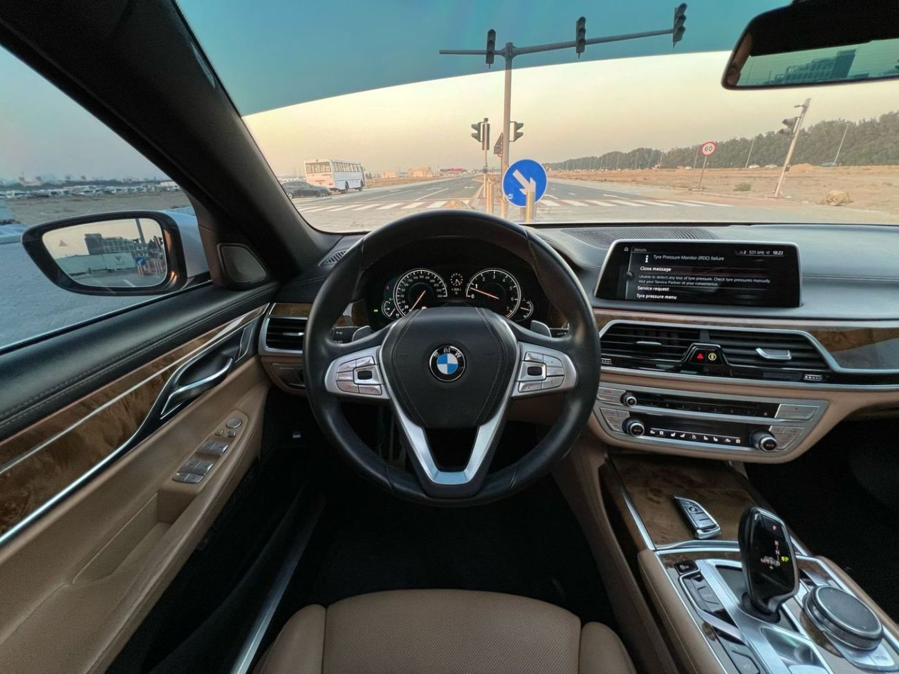 BMW 740Li Std 3.0L