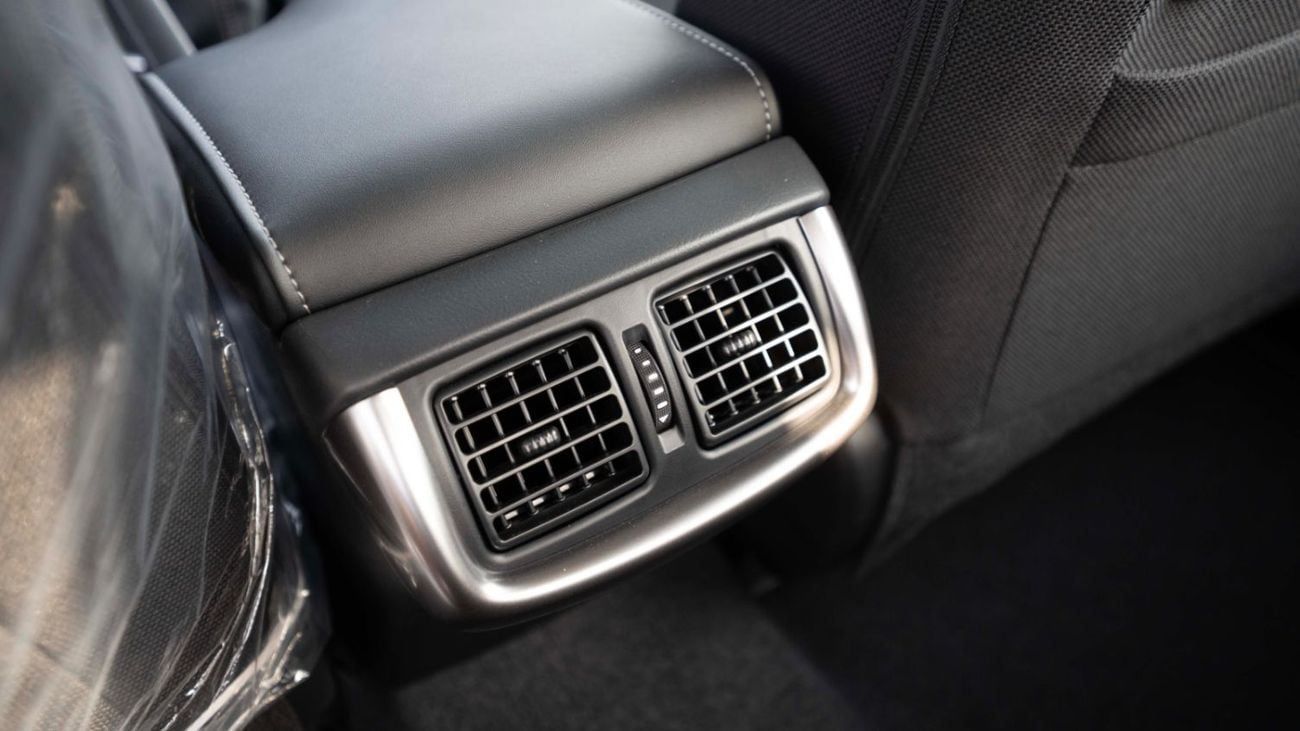 تويوتا هيلوكس GL 2.7L Double Cab Utility RWD