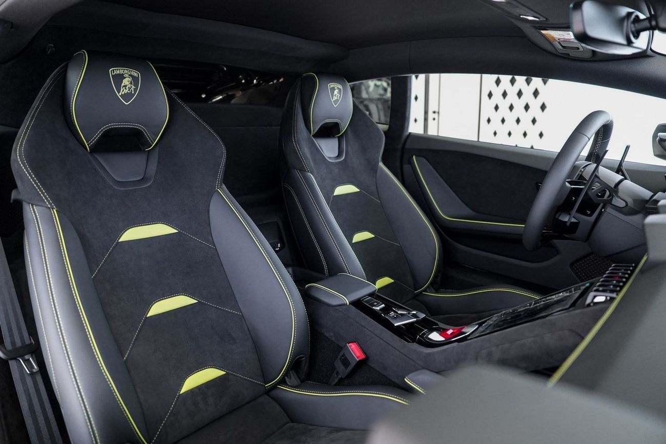 Lamborghini Huracan Lamborghini Huracan Sterrato