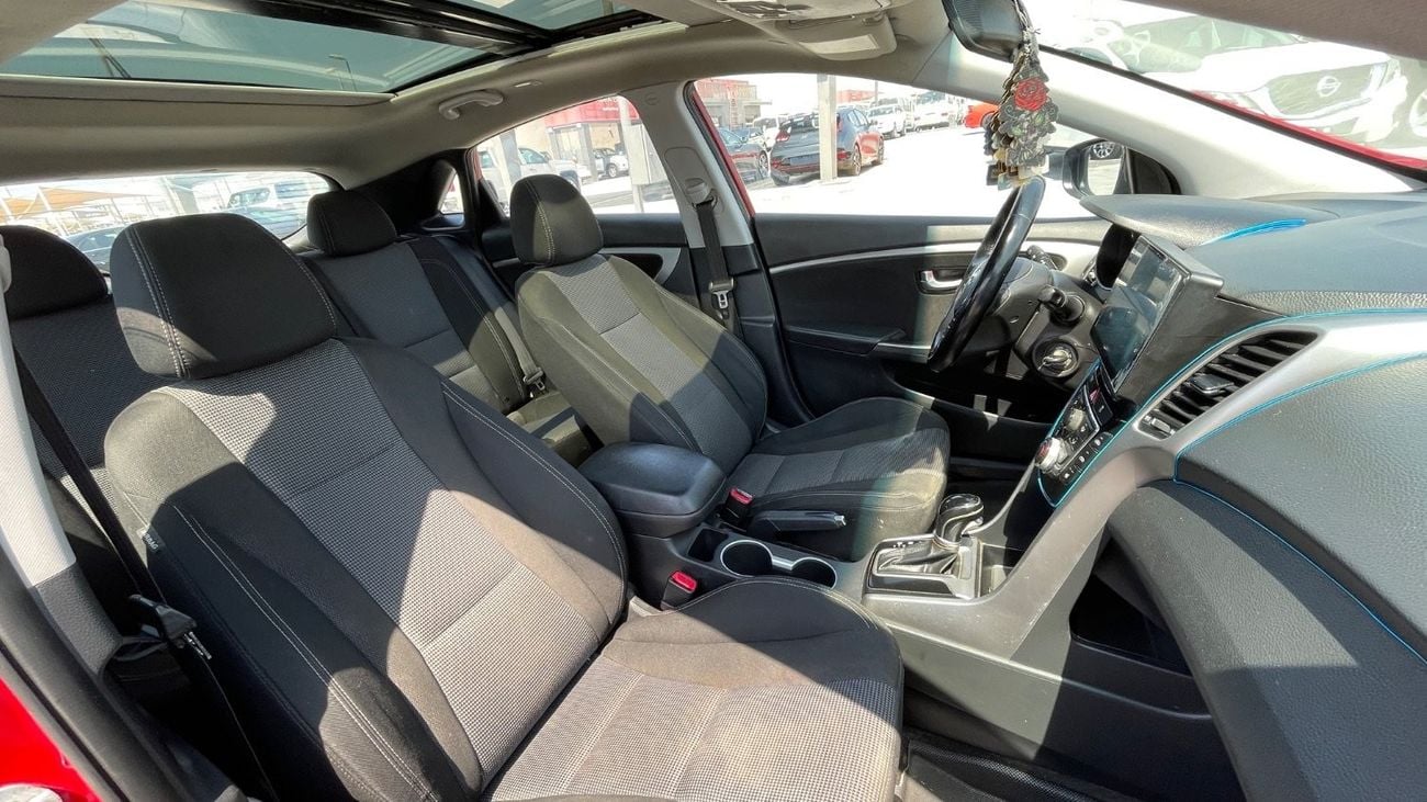 Hyundai Elantra GT 1.6, Full Option