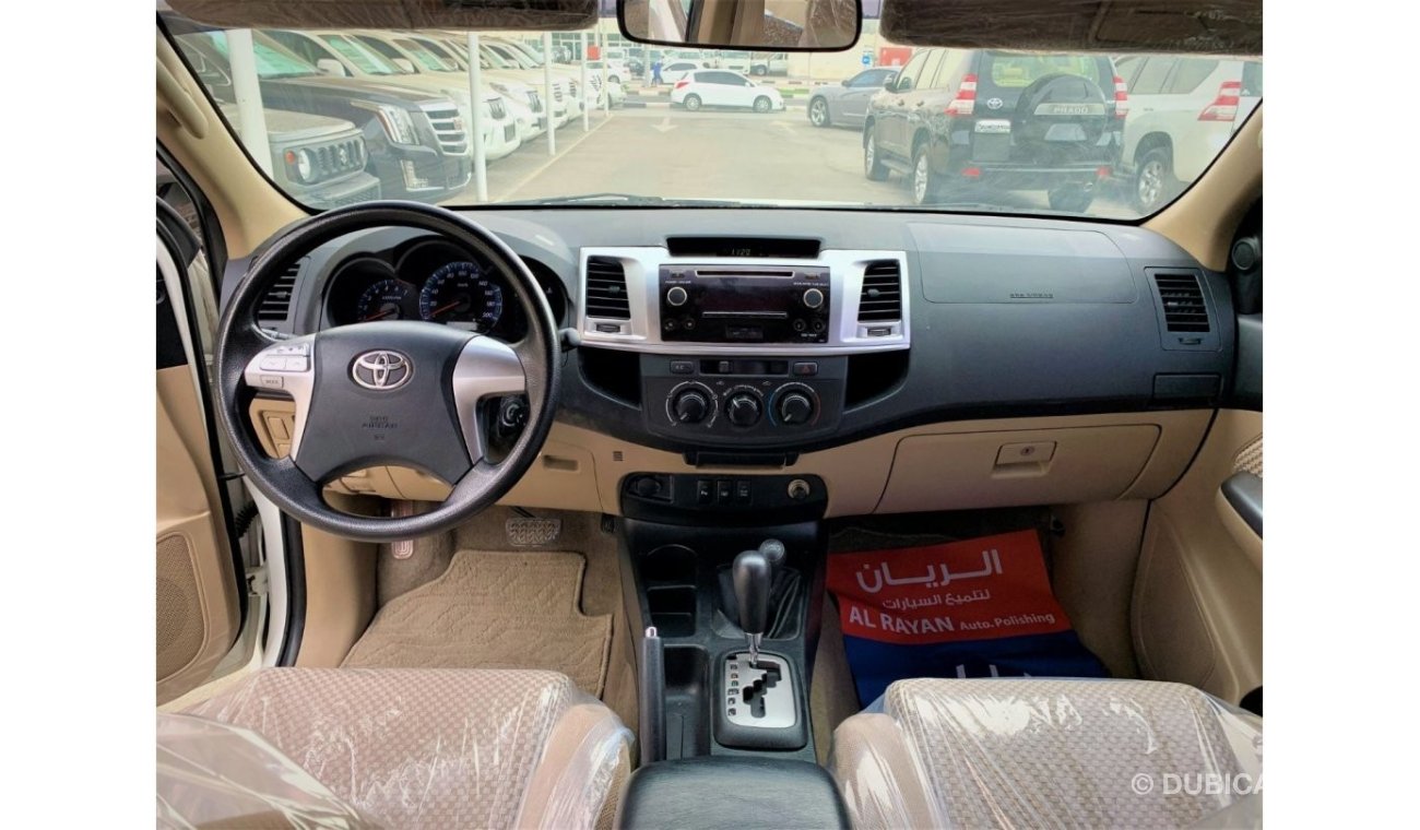 تويوتا فورتونر Toyota Fortuner 2.7cc EXR with alloy wheels, Bluetooth and cruise control