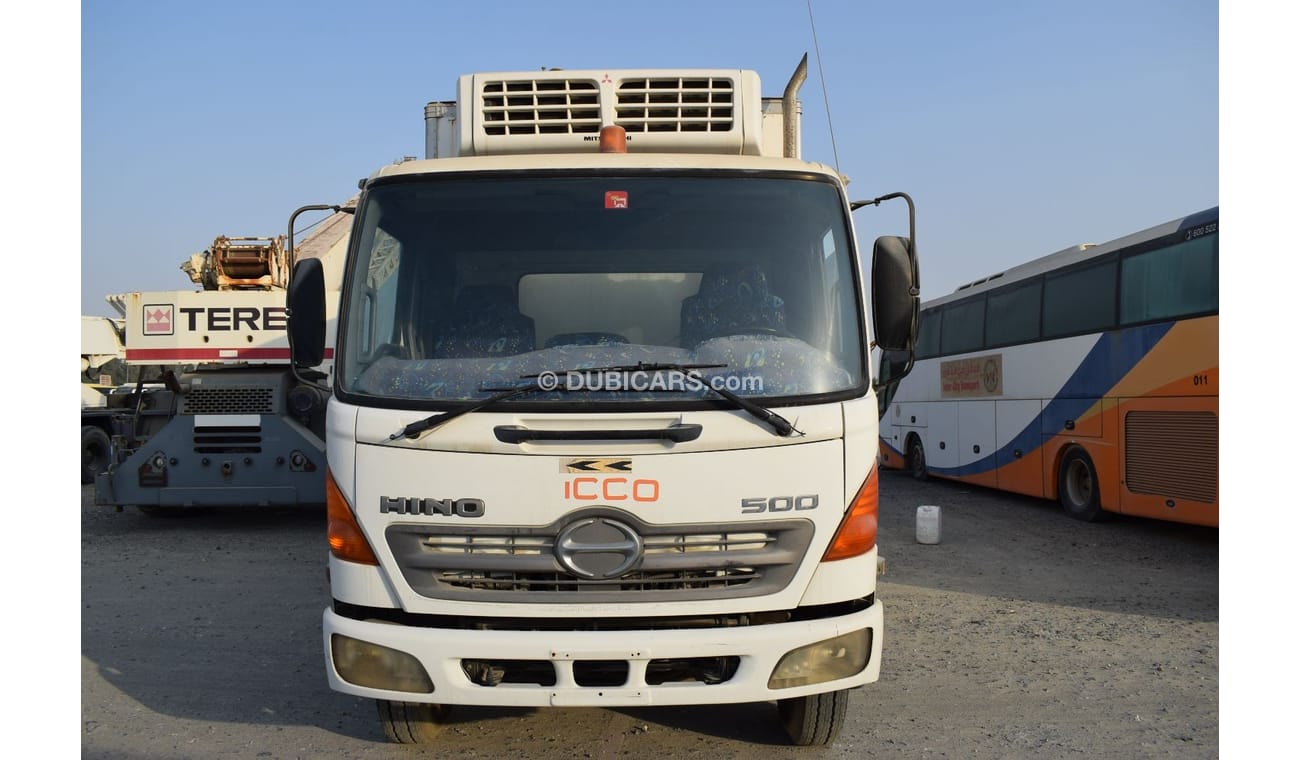 Hino 500 Hino 1021 Refrigerator Truck, Model:2008. Excellent condition