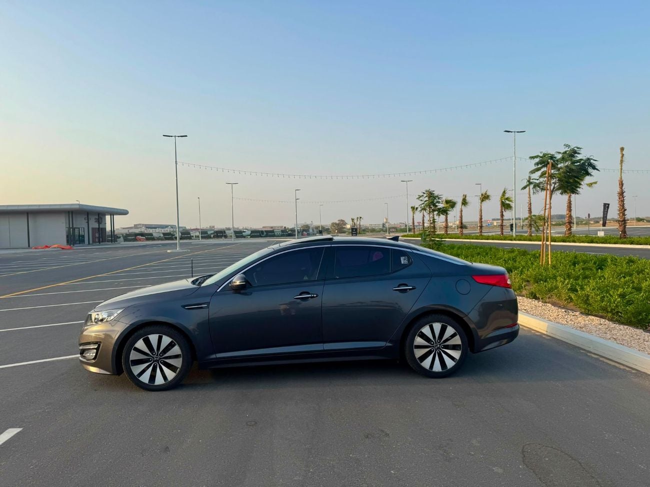 Kia K5 STD (NON GCC) Kia K5 2011 Top Line | Korean Specs | Clean Title