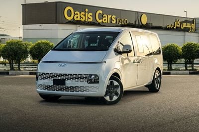 هيونداي ستاريا Luxury 2025 Brand New 11 Seater Diesel 2.2L Turbo 4 Cylinders GCC